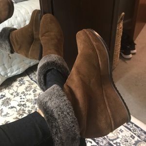 Stuart Weitzman fur lined suede brown booties